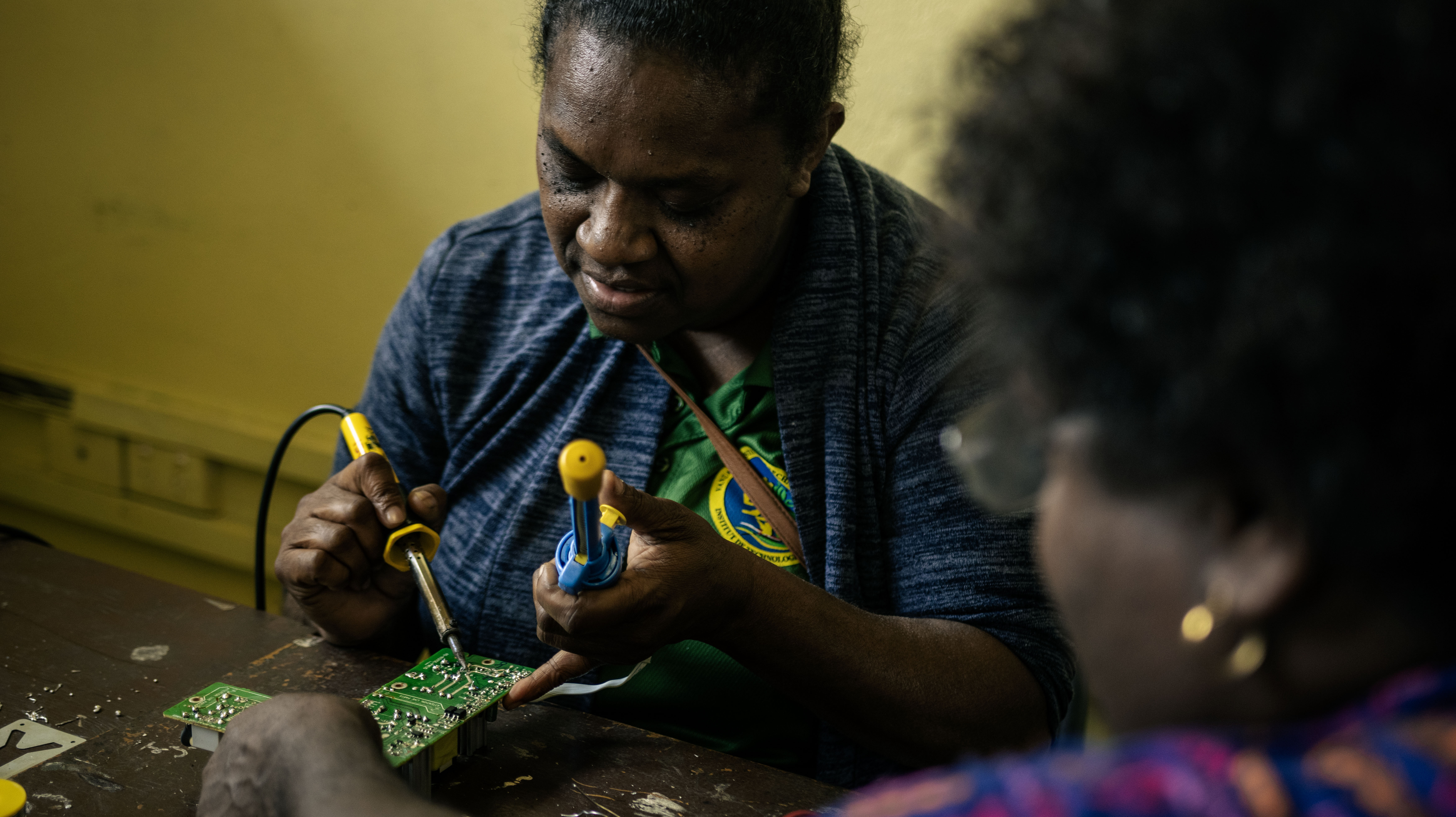 Fixim Sola is giving local communities the tools, skills and confidence to manage solar waste, improve energy access and create new job opportunities